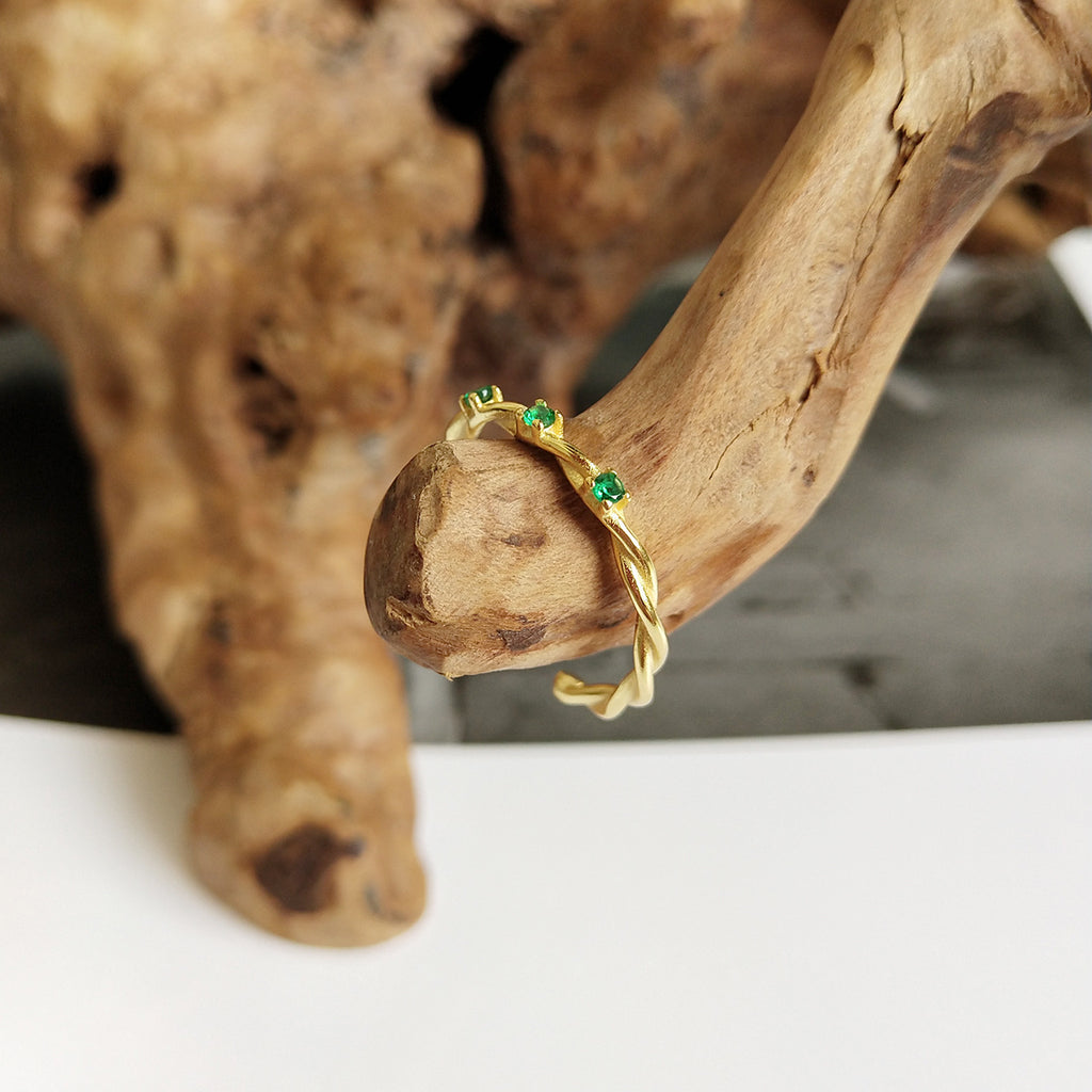 Adjustable wild woven ring